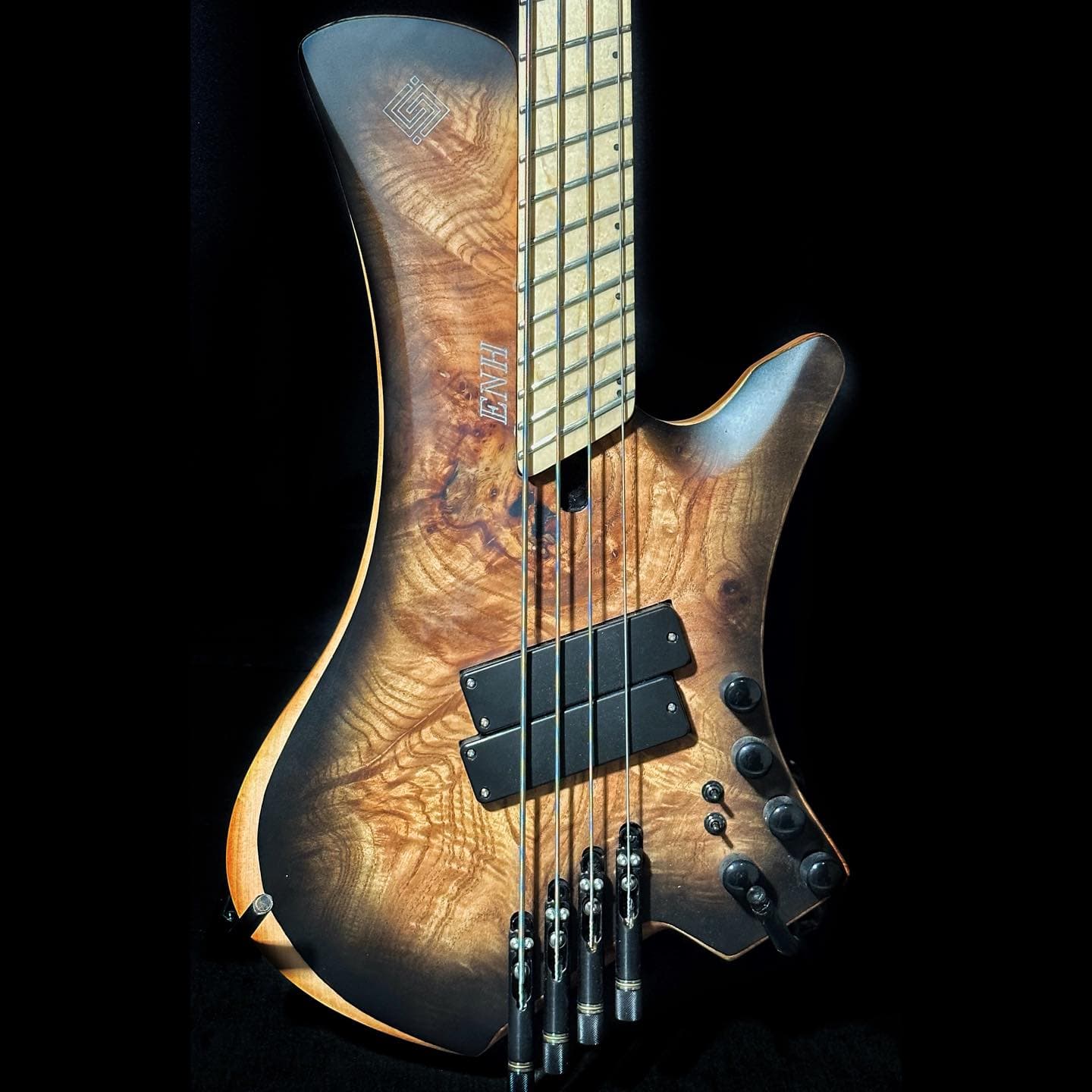 Daji series custom bass - Image 3
