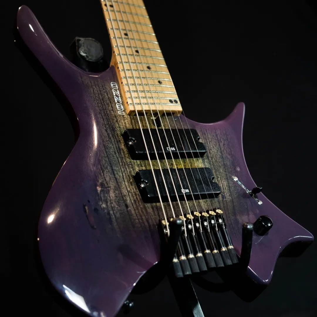 Vertigo series custom guitar - Image 2