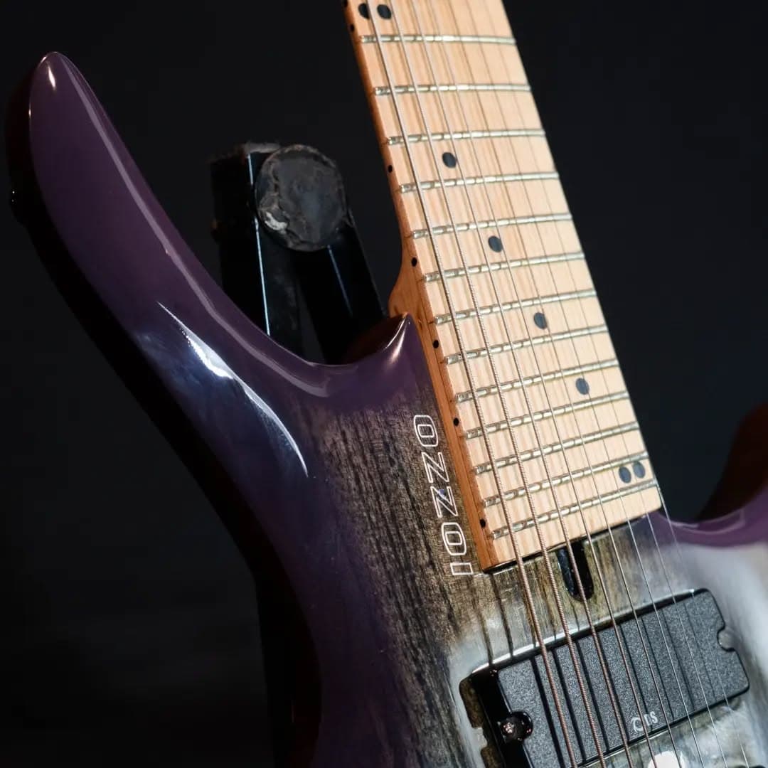 Vertigo series custom guitar - Image 3